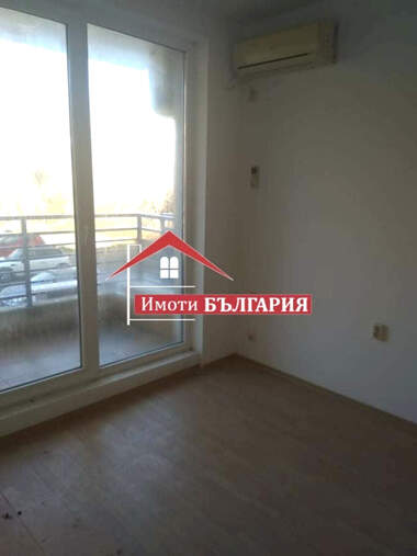 Vânzare - Apartament în Balceik,  Dobrice