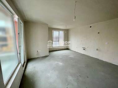 Vânzare - Apartament în Hristo Smirnenski,  Plovdiv
