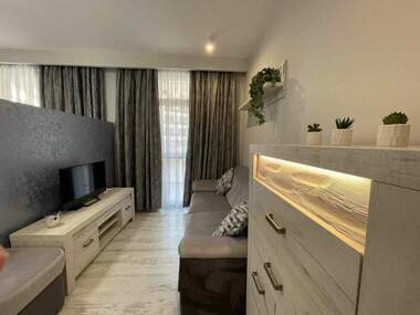 Închiriere - Apartament în Mladejki hălm,  Plovdiv
