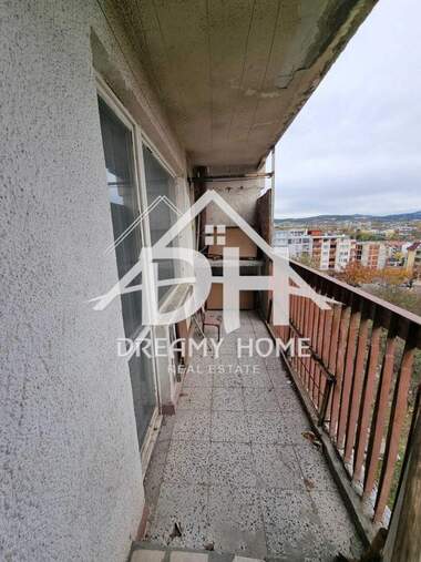 Satış - Apartman olarak Vazrojdenci,  Karcali