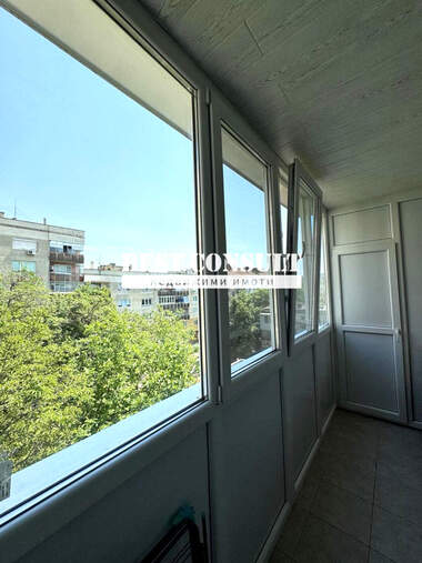 Închiriere - Apartament în Hășove,  Ruse