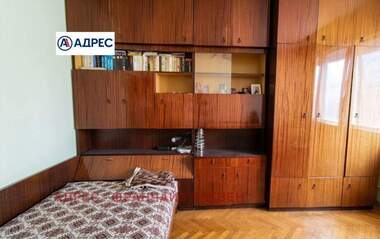 Продажа - Этаж дома в Идеален център,  Плевен