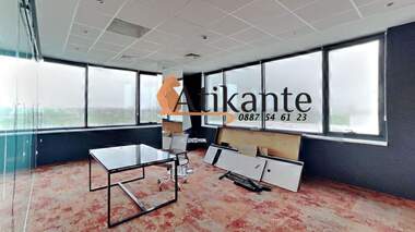 Kira - Ofis olarak Vrajdebna,  Sofia