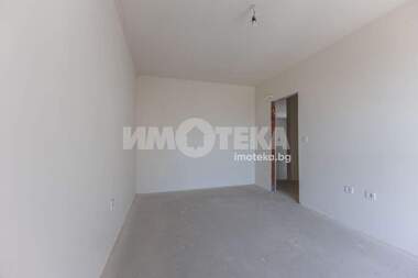 For sale - Apartment in Vazrajdane 2,  Varna