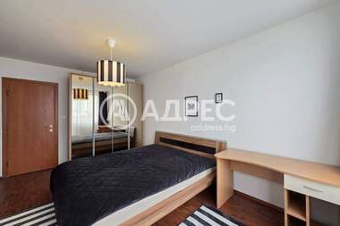 Închiriere - Apartament în Belite brezi,  Sofia