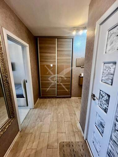 Продажа - Квартира в Меден Рудник,  Бургас