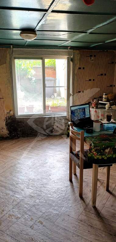 For sale - House in Iasno Pole,  Plovdiv