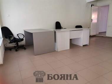 Kira - Ofis/Dükkan/Güzellik salonu/Diş ofisi olarak Center,  Ruse