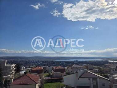 Vânzare - Apartament în Pceelina,  Varna