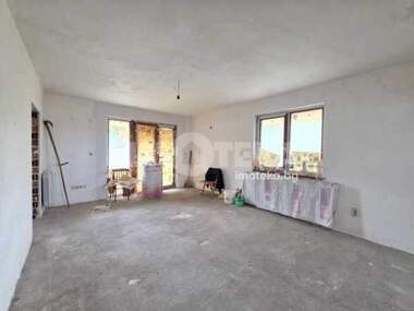 For sale - House in Voluiak,  Sofia