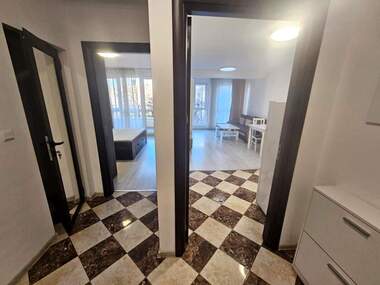Miete - Wohnung in Mladejki halm,  Plowdiw