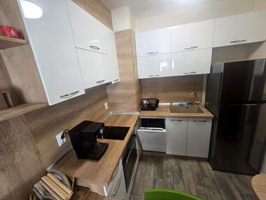 Miete - Wohnung in Slaweykow,  Burgas