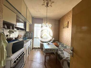 For sale - Apartment in Kiuchuk Parij,  Plovdiv