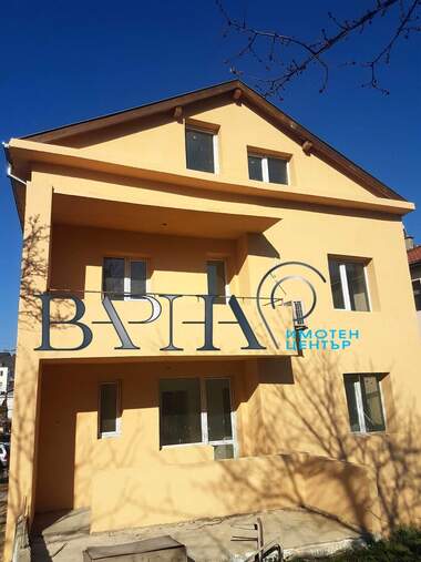 Ενοίκιο - Όροφος από σπίτι σε Виница,  Варна
