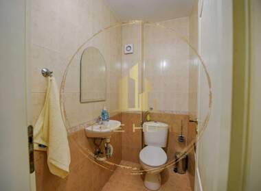 Miete - Wohnung in Sportna zala,  Warna