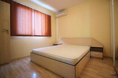 Închiriere - Apartament în Izgrev,  Burgas
