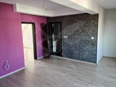 For sale - Apartment in Kiuchuk Parij,  Plovdiv
