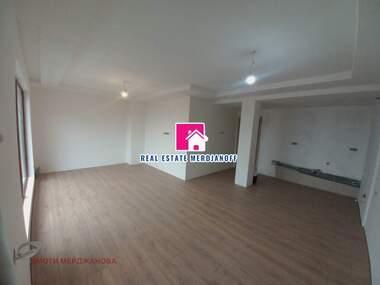 Vânzare - Apartament în Kazanski-iztok,  Stara Zagora