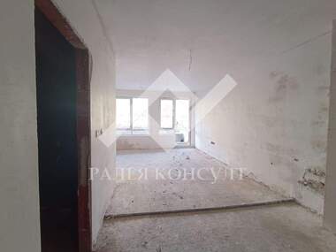 Verkauf - Wohnung in Üjen,  Plowdiw