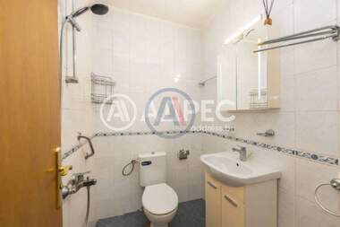 Vânzare - Apartament în Lozeneț,  Sofia