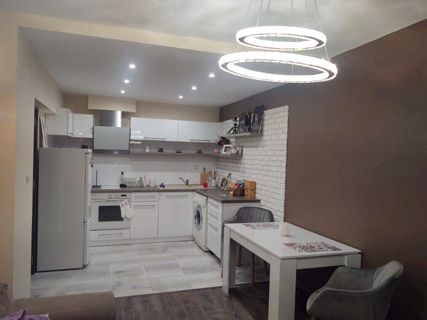 Cu trei camere Apartament în Aiazmoto, Stara Zagora – fotografia 3