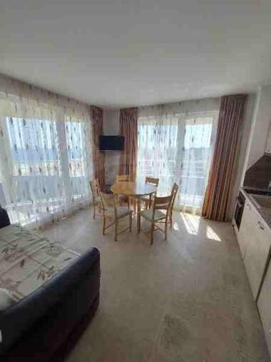 Vânzare - Apartament în Nesebăr,  Burgas