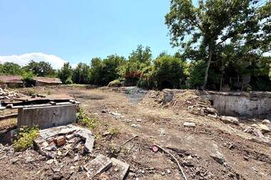 Vânzare - Teren de construcții în Djuliunița,  Veliko Tărnovo