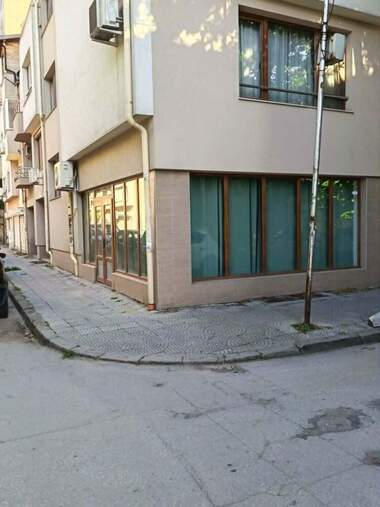Satış - Dükkan/Ofis/Depo/Güzellik salonu/Yer/Diş ofisi olarak Kiuçuk Parij,  Plovdiv