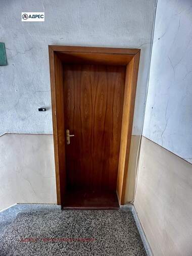 Verkauf - Wohnung in Troian,  Lowetsch
