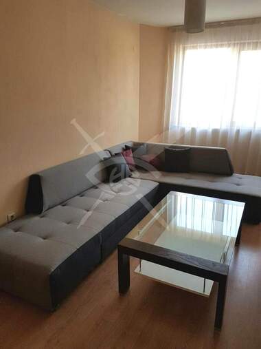 Închiriere - Apartament în Okrăjna bolnița - Generali,  Varna