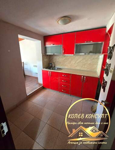 For sale - House in Chervena stena,  Haskovo