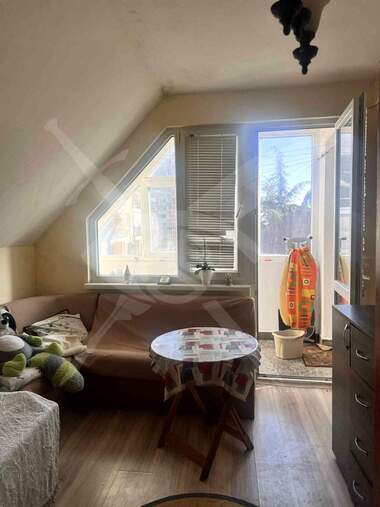 Kira - Apartman olarak Pogrebi,  Varna