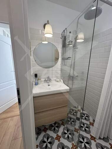 Închiriere - Apartament în Ceaîka,  Varna