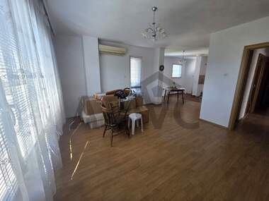 Verkauf - Wohnung in Mladejki halm,  Plowdiw