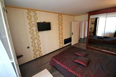 Miete - Wohnung in Lazur,  Burgas