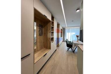 Închiriere - Apartament în Pobeda,  Varna