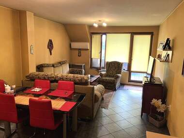Vânzare - Apartament în Oboriștie,  Sofia