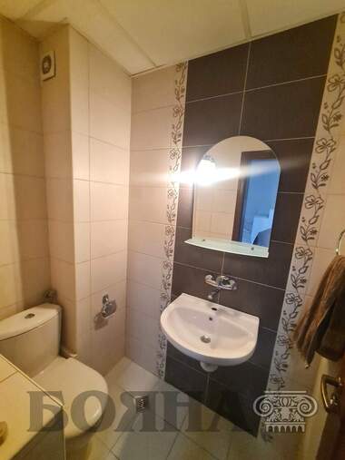 Vânzare - Apartament în Văzrajdane,  Ruse