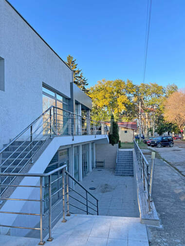 Satış - Dükkan/Ofis/Depo/Güzellik salonu/Yer/Diş ofisi olarak Novi Pazar,  Şumen