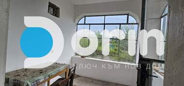 For sale - House in Iskra,  Plovdiv