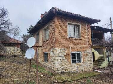 For sale - House in Koprivec,  Ruse