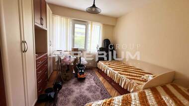 For rent - Apartment in Cveten kvartal,  Varna