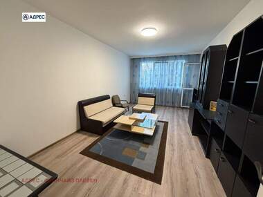 Închiriere - Apartament în Storgozia,  Pleven