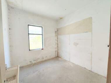 For sale - Store/Office/Storage/Beauty saloon/Venue in Markovo,  Plovdiv