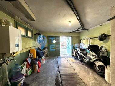 For sale - Floor of a house in Centеr,  Veliko Tarnovo