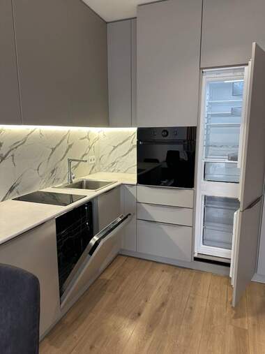Miete - Wohnung in Komatewski wazel,  Plowdiw