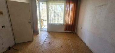 Продажба - Апартамент в Център,  Кърджали