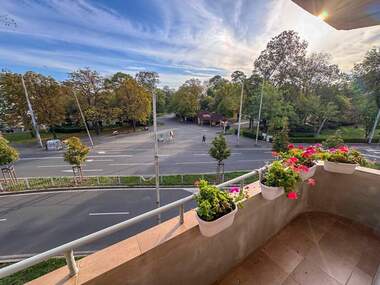 Închiriere - Apartament în Țentăr,  Burgas