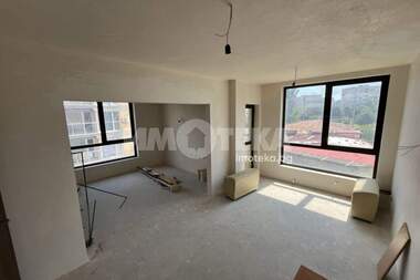 Vânzare - Apartament în Liulin-țentăr,  Sofia