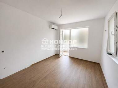Vânzare - Apartament în Hristo Smirnenski,  Plovdiv